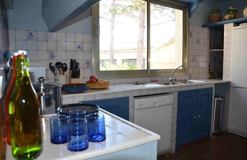 Cabannes Villa | Charming villa with pool near Alpilles