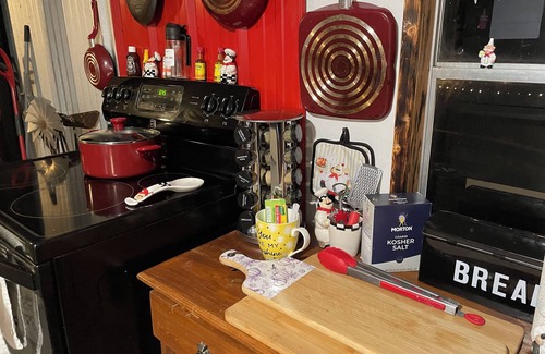 Huntsville House | Charming waterfront 2-bedroom Bunkhouse in the wonderful outskirts of Huntsville