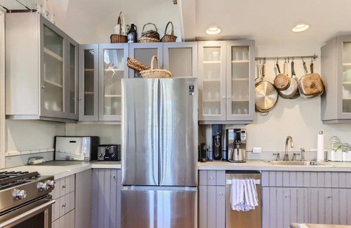 West Tisbury Other | Charming Whaling Captain's Farmhouse with modern updates in West Tisbury