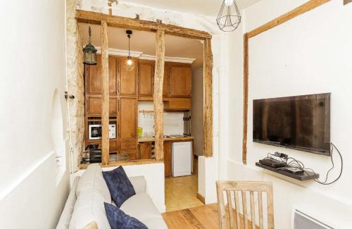 Batignolles Apartment | Charming with Terrace in the Heart of the 17th