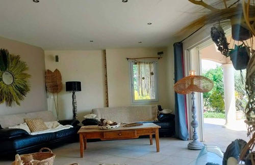 Pont-Saint-Esprit Villa | Charming zen villa, luxury, calm, view, Ardèche, Uzès, Avignon, Provence