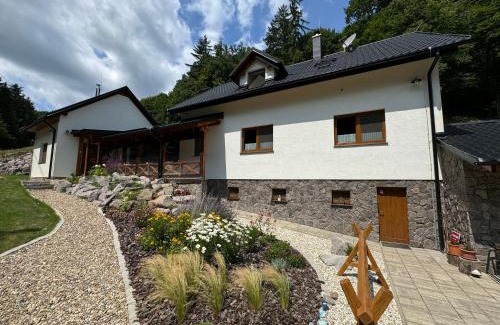Banska Stiavnica Ski Chalet | Chata Klinger