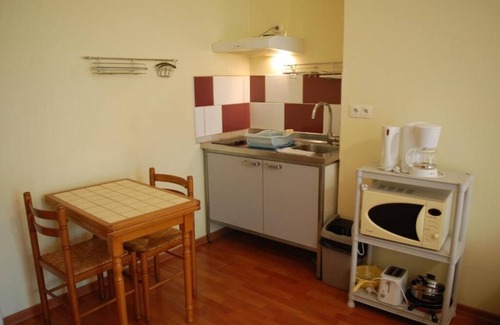Levignac Apartment | Chateâu de Faudade