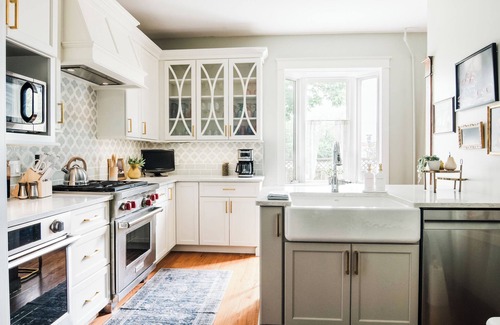 Charlevoix House | Chateau Charlevoix, Spacious Downtown Charlevoix Home – Perfect for Families & Weddings