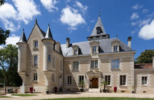 Nouvelle-Aquitaine Bed & Breakfast | Chateau de Bellevue B&B et Appartements avec Piscine saisonal chauffée et Chambres partout climatisées