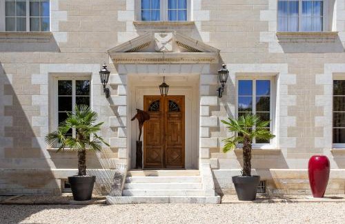Nouvelle-Aquitaine Bed & Breakfast | Chateau de Bellevue B&B et Appartements avec Piscine saisonal chauffée et Chambres partout climatisées