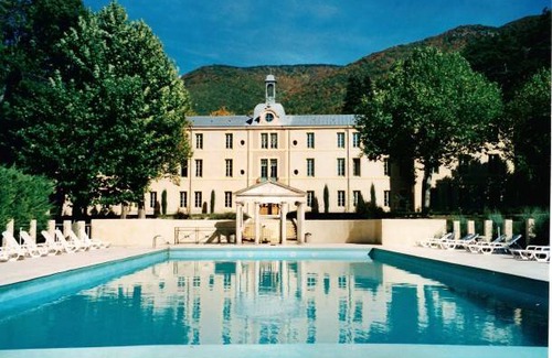 Montbrun-les-Bains Apartment | Chateau des Gipières 23