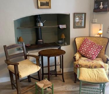 Athea House | Chatterbox Cottage