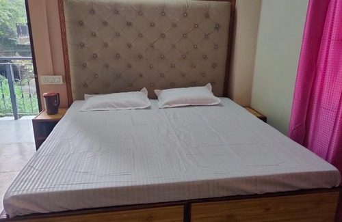 Shimla Bed & Breakfast | Chauhan Villa Hospitality