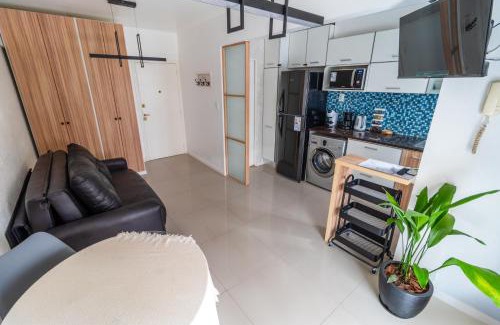Mar del Plata Apartment | Check and Home - Luro - Monoambiente a Estrenar en el Centro con Balcón a la Calle