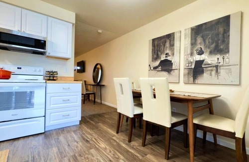 Olympia Apartment | Check out this new urban apartment, walking distance to downtown Olympia and on the bus line!