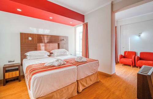 Sao Martinho Hotel | Check Out Vigário Beach! Scenic Views, Onsite Spa, Swimming Pool
