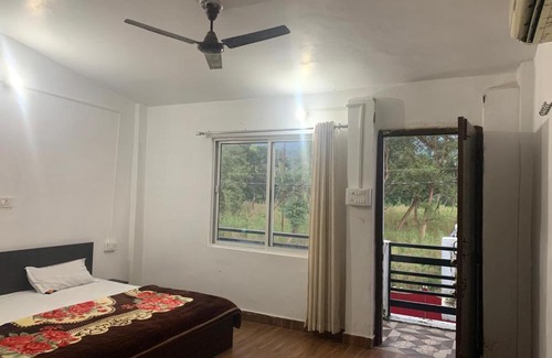 Haridwar House | Cheerful cottage accommodating 30+ guests