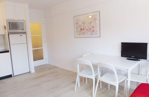 Santiago de Compostela Apartment | CHEERFUL, LUMINOUS, DOWNTOWN AND COZY APARTMENT