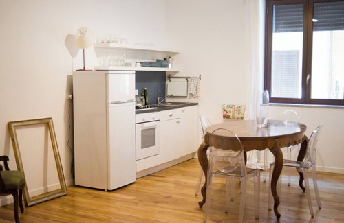 Castellammare Apartment | Cheerful little house in the heart of the historic center