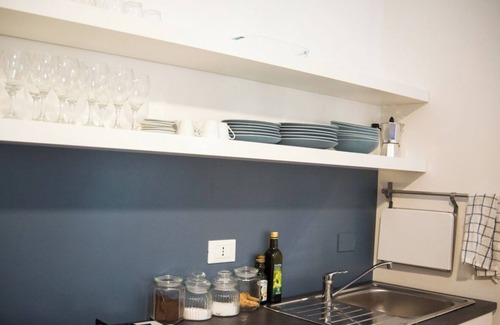 Castellammare Apartment | Cheerful little house in the heart of the historic center
