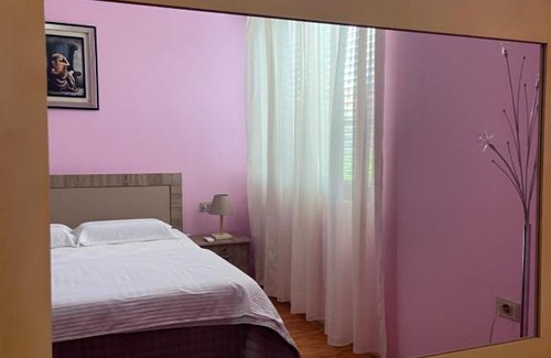 Shkoder House | Cheerful residential home with free parking & WiFi