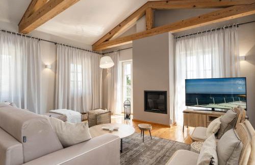 Ripenda Kosi House | Cheerful sea view villa Franka in a quiet location