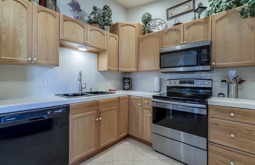 Mesa House | Chelsea Park Casita| Mesa Escape w/Firepit, Yard