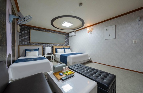 Dongsong Hotel | Cheolwon Shell