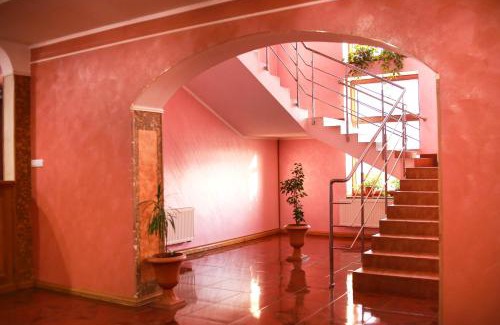Mukachevo Hotel | Chervona Gora