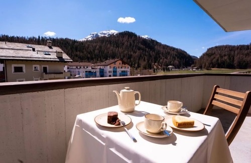 Celerina-Schlarigna Apartment | Chesa Palüdin 8 - Celerina by Interhome