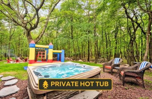 Albrightsville House | Chestnut Tree Lodge - Modern Wooded Escape