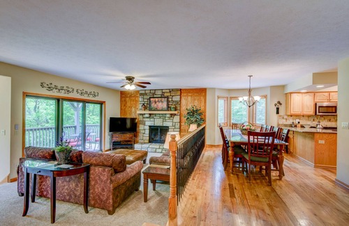 Blowing Rock Condo | Chetola:Berkshires 3 - 3BR with 2 sleeper sofas-Chetola Resort Privileges -Walk To Blowing Rock