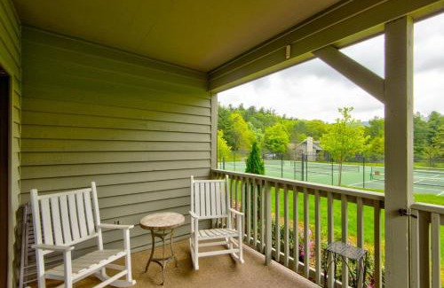 Blowing Rock House | Chetola: Holly 4
