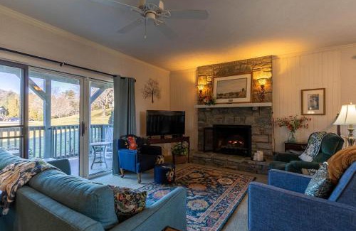 Blowing Rock House | Chetola: Holly 4