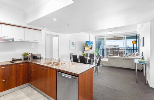 Surfers Paradise Apartment | Chevron Renaissance Ocean View