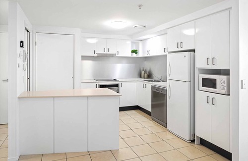 Surfers Paradise Apartment | Chevron Renaissance Ocean View