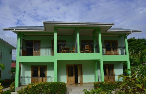 Amitie Apartment | Chez Antoine Apartments