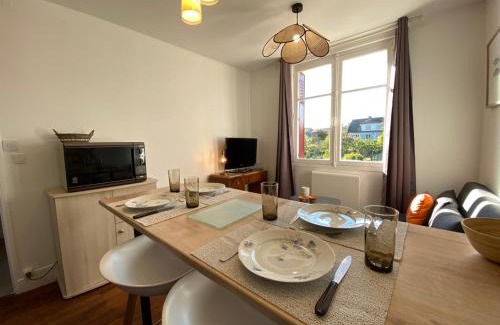 Jaunay-Clan Apartment | Chez Banane - Futuroscope - LaConciergerie