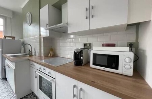Dunkerque Centre Apartment | Chez "Ca&Ro", bright Apt between town and sea, Belet
