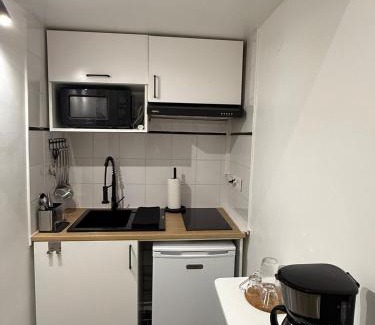 Le Kremlin-Bicetre Apartment | Chez les bibs