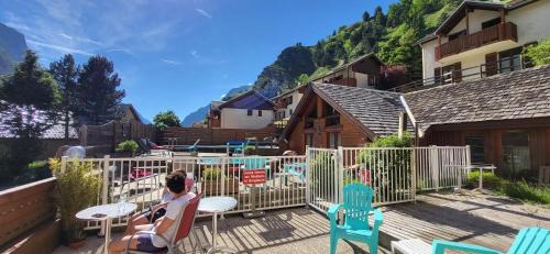 La Grave Apartment | Chez Philippe - Appartements et Chalets - Panoramic Village vue Glaciers