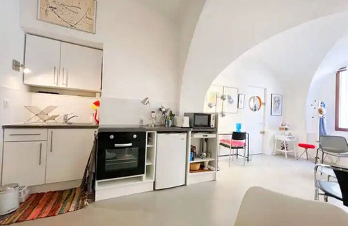 Marsanne Apartment | Chez Pierre, Studio Voûté Esprit Loft