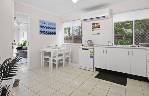 Yaroomba Apartment | Chic 1-Bed Yaroomba Flat Steps from the Beach