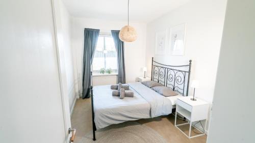 Lundby Apartment | Chic 1BR City center Sleeps 4 Brämaregården