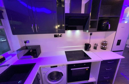 Trimley Apartment | Chic 2 Bedroom Flat