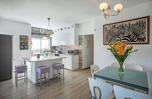 Limassol Apartment | Chic 2-bedroom apartment with AC, WiFi in wonderful Limassol