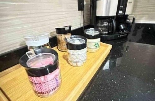 Haut Founty Condo | Chic 2BR Getaway with Large Balcony & Central AC