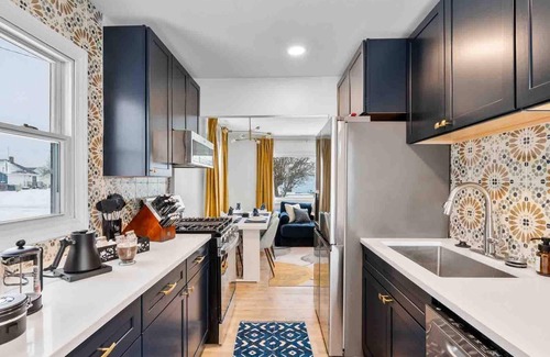 South Bend House | Chic 2BR Near ND King+Queen Beds Firepit/Grill
