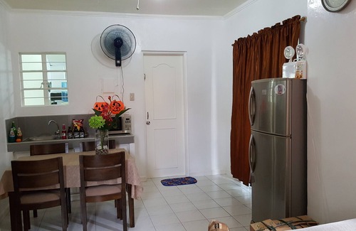Novaliches Villa | Chic and Comfort Home near All
