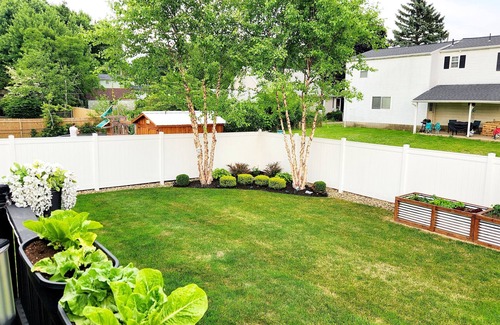 Erie House | Chic and Spacious 3 bedroom home located 3.4 mi from downtown Erie, PA
