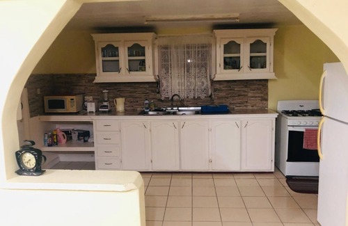 Rodney Bay Apartment | Chic apart in Rodney Bay complete with A/C and internet access.