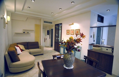 Zona XIX Casal Morena Apartment | Chic apartment in Rome for 3 people with 2 bedrooms and two bathrooms!