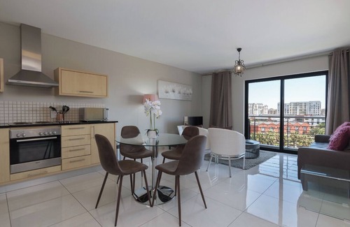 Century City Apartment | Chic apartment with 1 bedroom and WiFi, fitness room in delightful Cape Town
