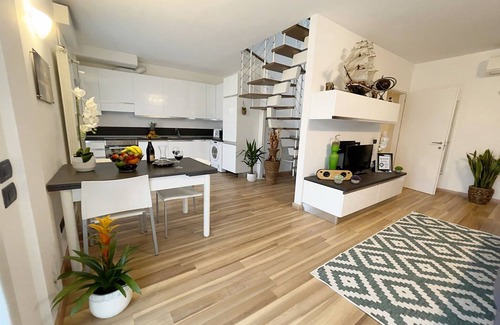 Bovisa Apartment | Chic Apt near Piazza Duomo, Milan